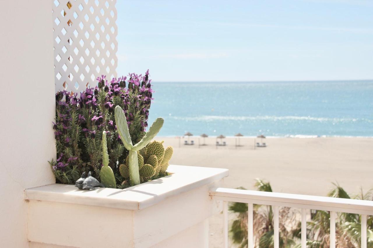 Miramar Beach Caleta De Velez Malaga Dış mekan fotoğraf